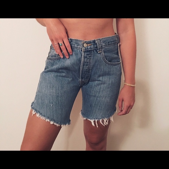 Vintage 501 Levi Denim Shorts - Picture 2 of 4